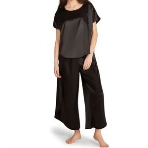 BB Dakota Black Satin PJ Set Size‎ Large